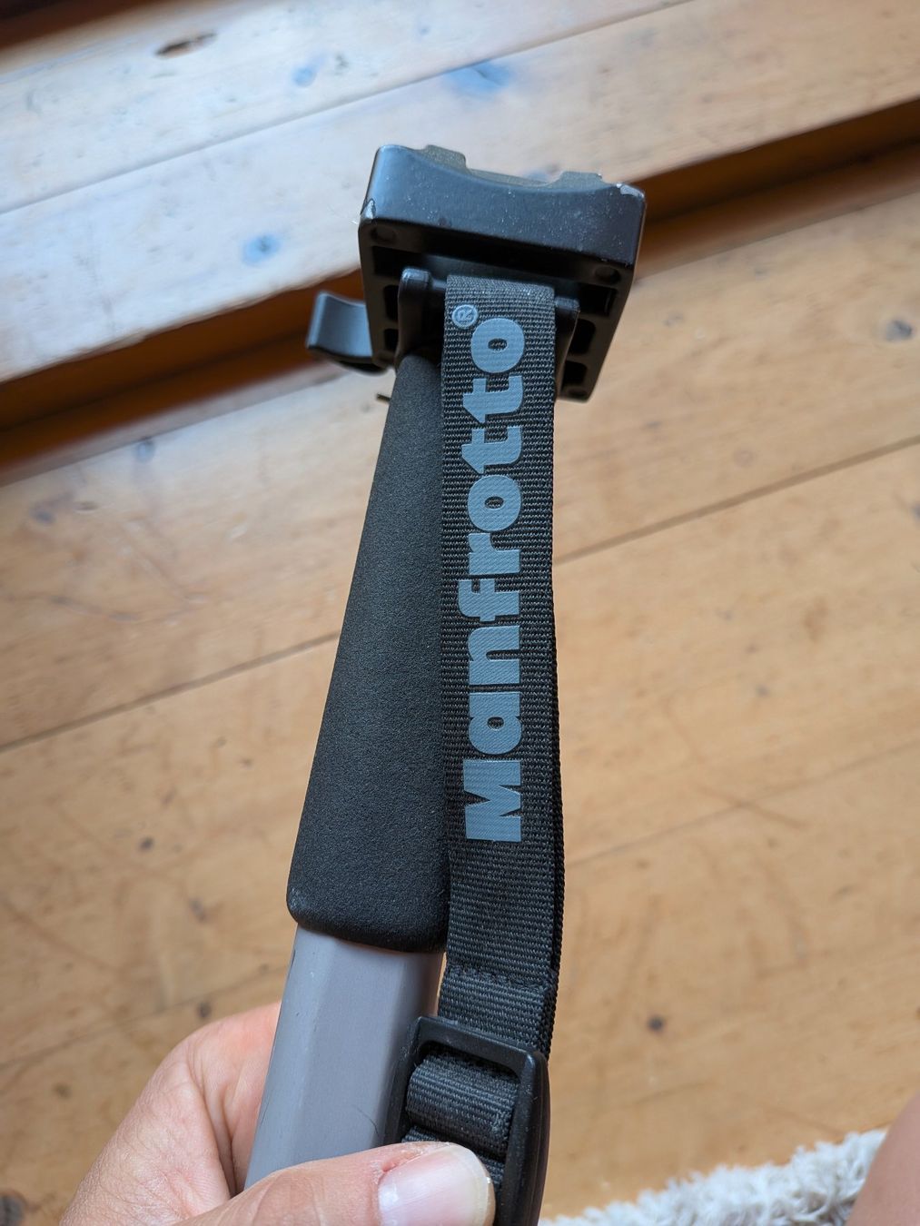 Manfrotto Stative & Stativköpfe: Manfrotto Einbeinstativ Kamera – Gebraucht aus Peccia von LillyMarie98 4