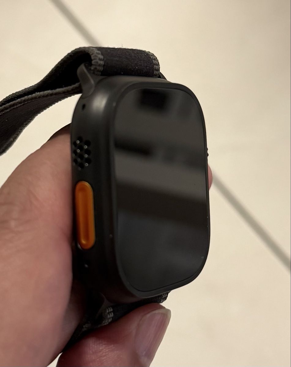 Apple Smartwatch: Apple Watch Ultra 3 – D'occasion à Minusio par Cassius6 3