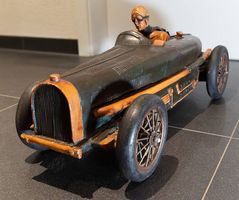 Bugatti Vintage Roadster - Résine et  caoutchouc véritable