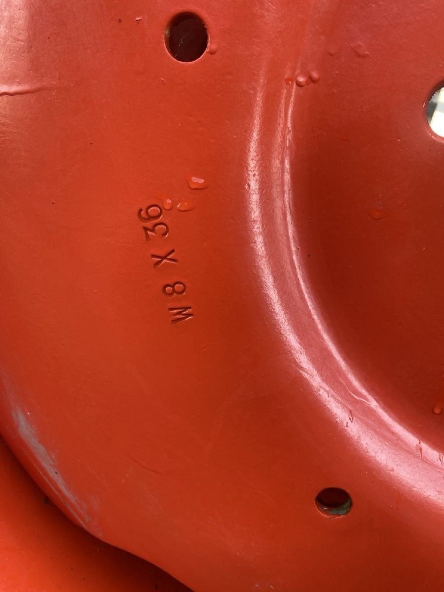 Tracteurs: Traktorräder Schmalspur 2Stk – D'occasion à Dussnang par davegasser 2