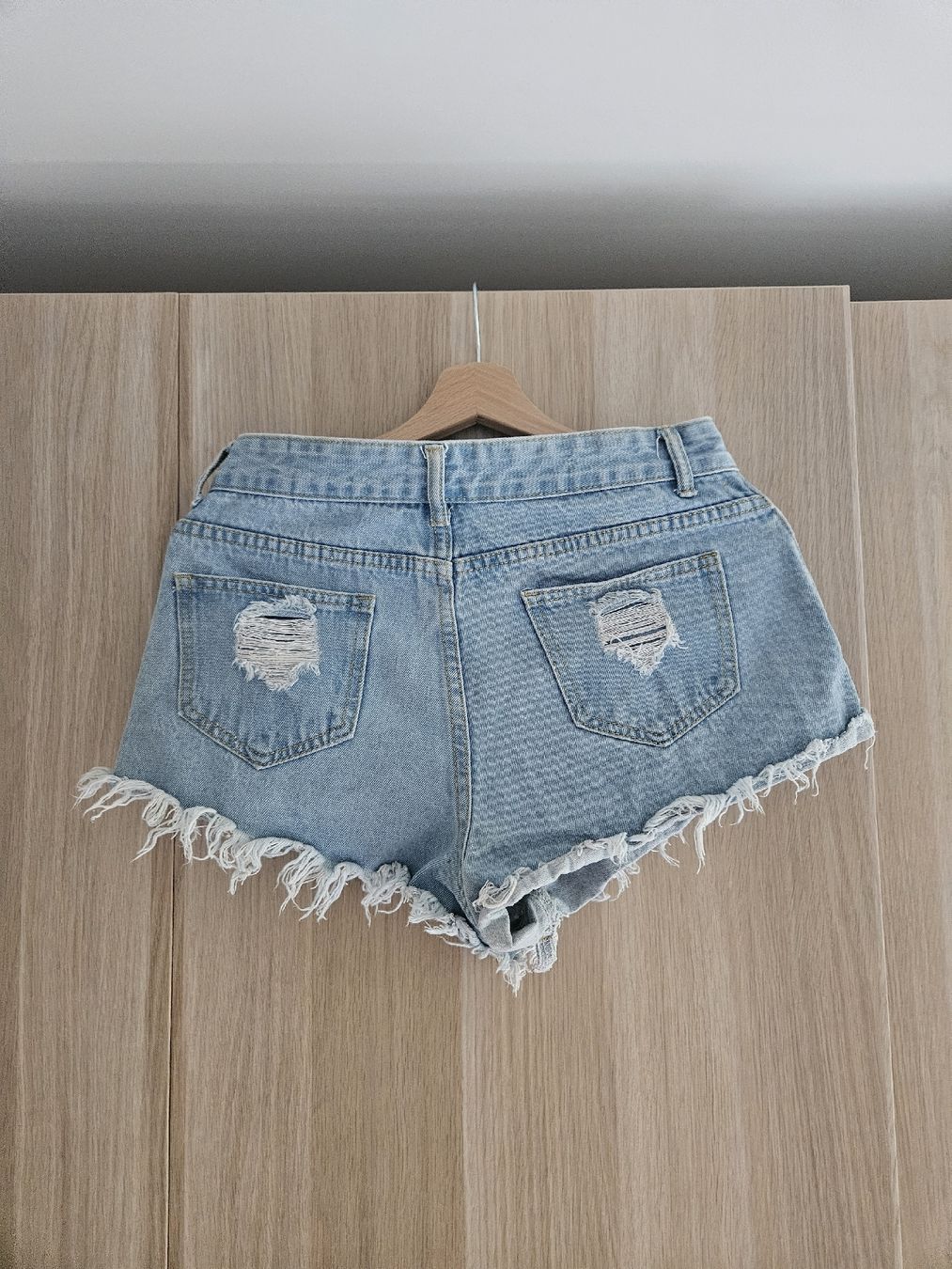 Shein Pantaloni: Short – Usato da Bad Ragaz venduto da sti_kxk9 1