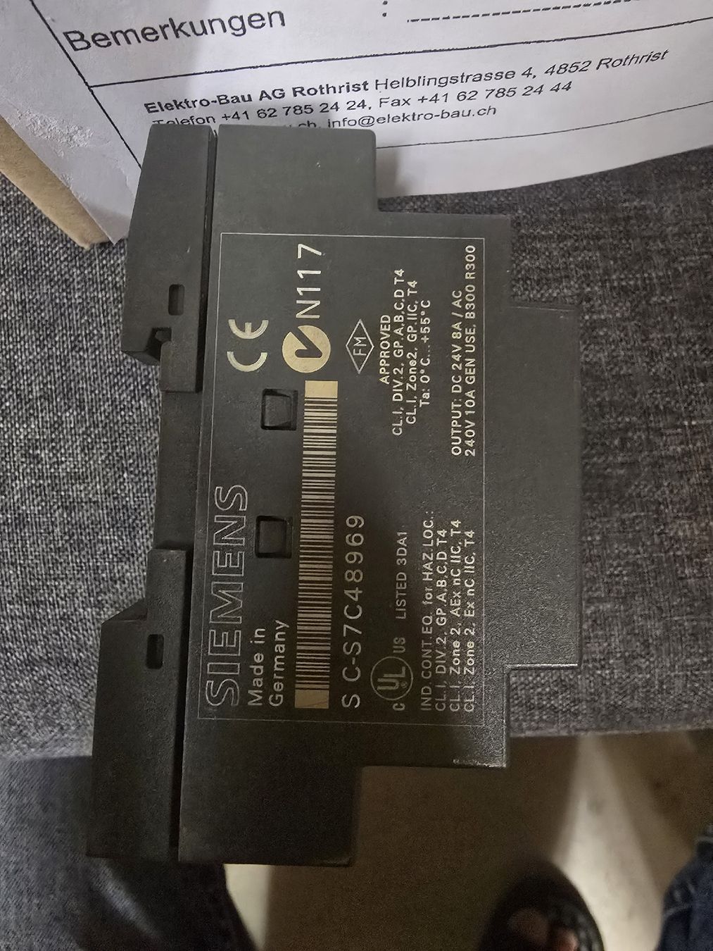 Siemens Sistema di controllo: Siemens 12/24RC Logikmodul  – Usato da Niederbipp venduto da Em.Ai 2