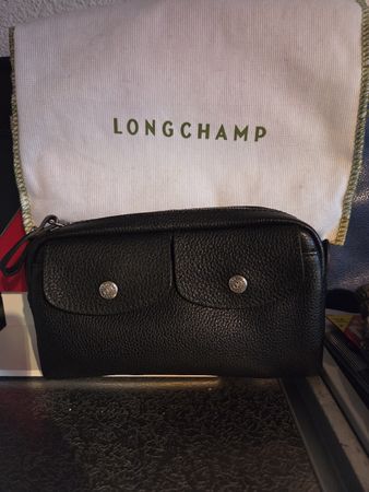 Banane Longchamp noir, cuir véritable, parfait état, comme n