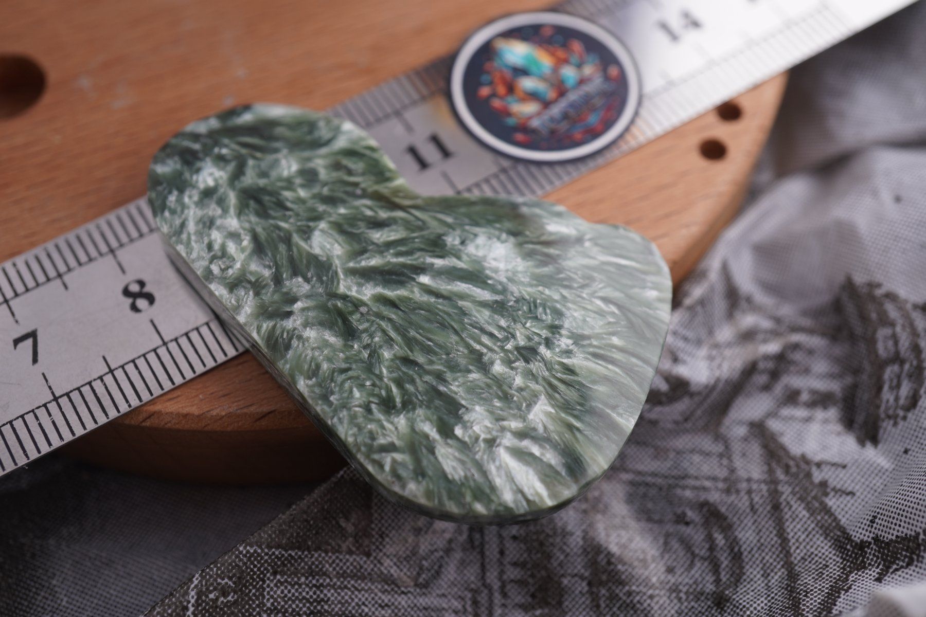 Minéraux & Lithothérapie: Seraphinit  Scheibe  50mm x 30mm    ab  5.- (1) – Neuf avec emballage d'origine à Eschenbach SG par topstone 8
