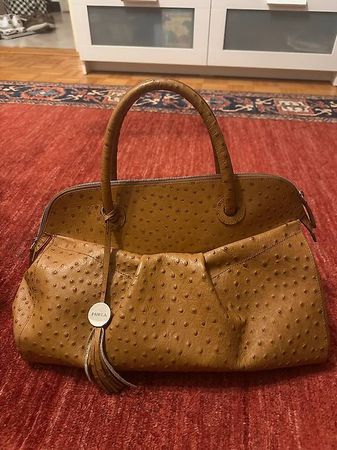 Sac à main Furla en véritable cuir dautrucheExcellent état