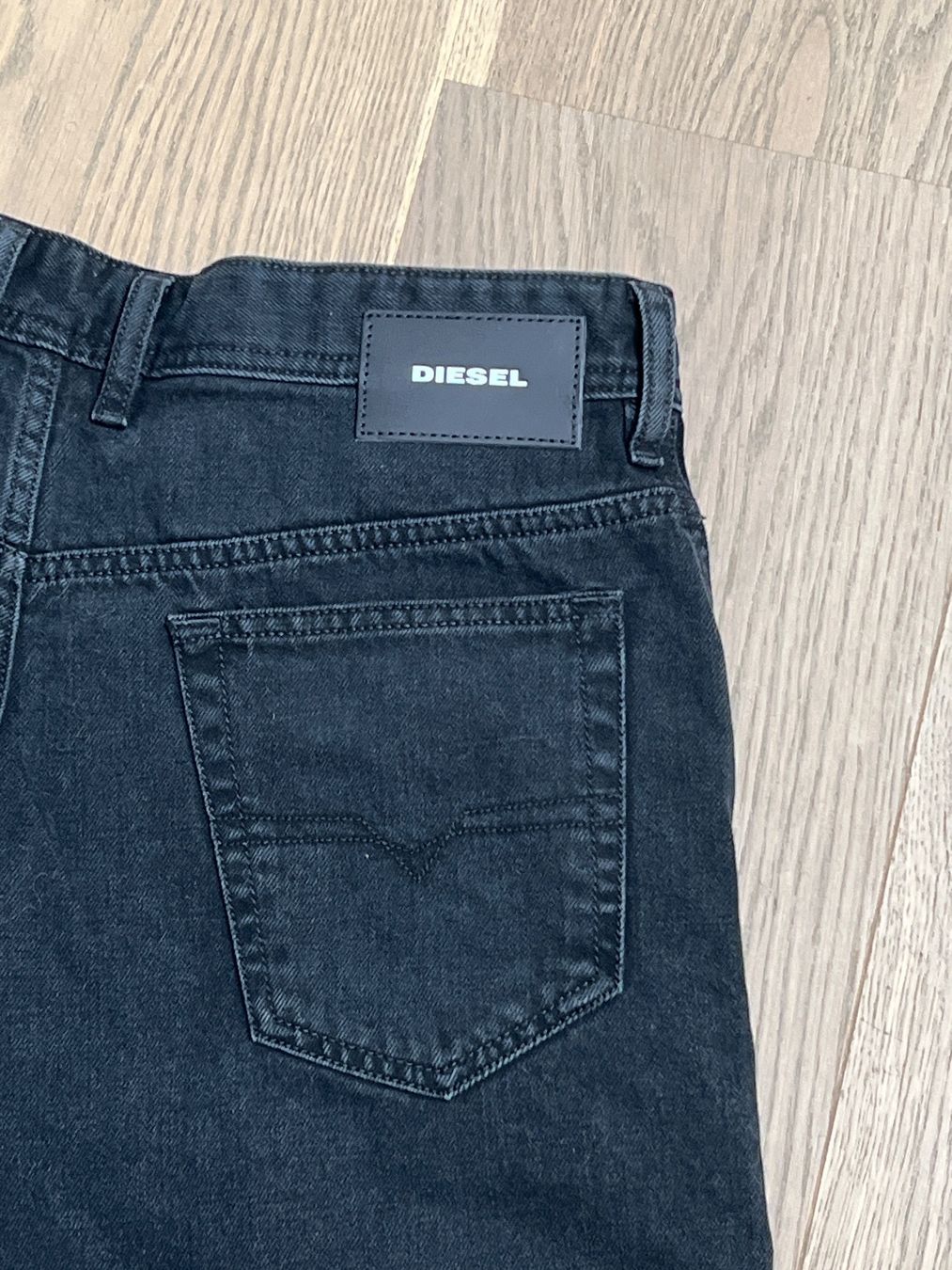 Diesel Hosen: Diesel Shorts Gr.29 - Neu – Neu und originalverpackt aus Visp von bluenero 3