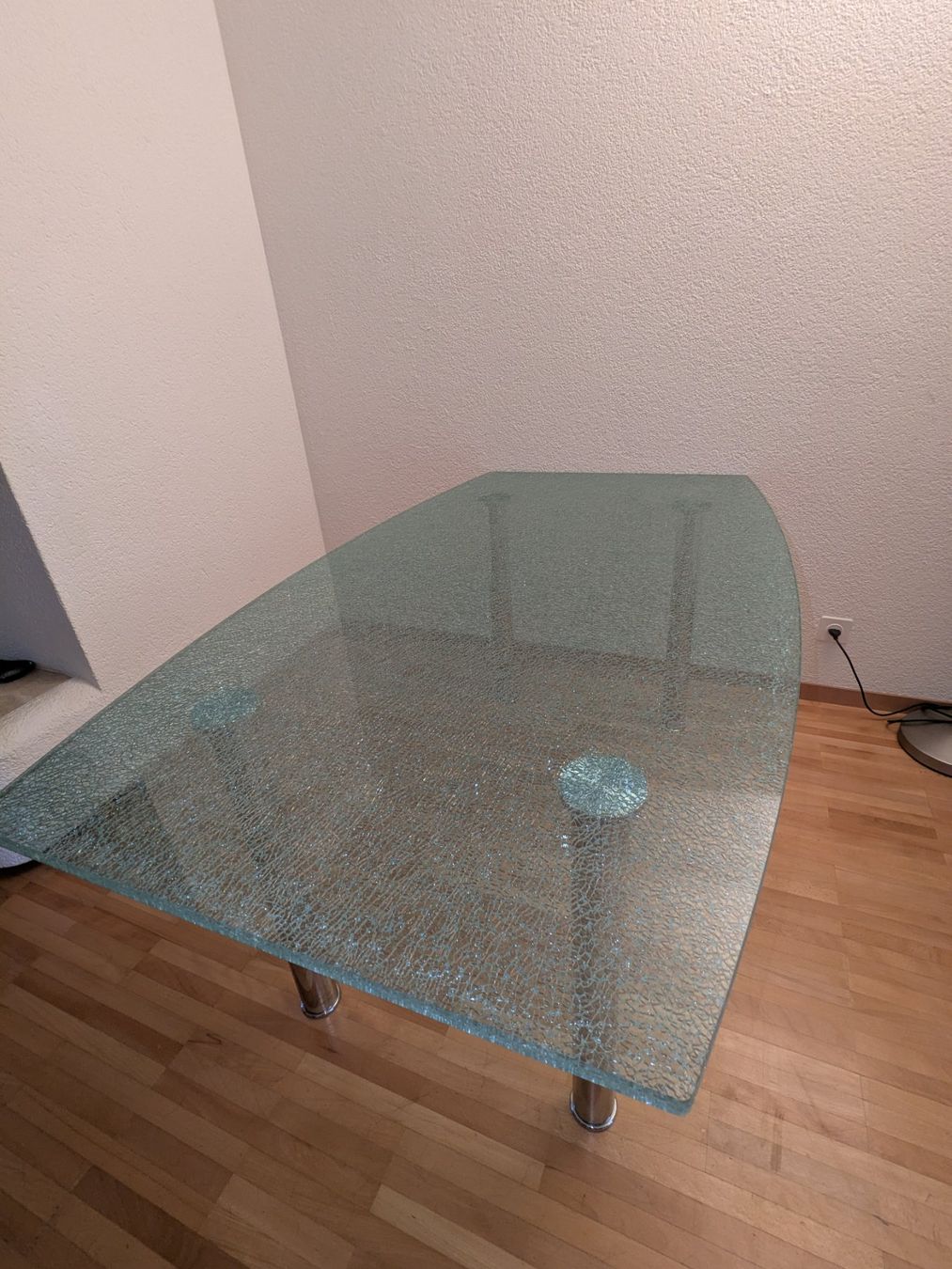 Tables: Esstisch aus Glas inkl 4 Stühle – D'occasion à Widen par mic_ld7j 2
