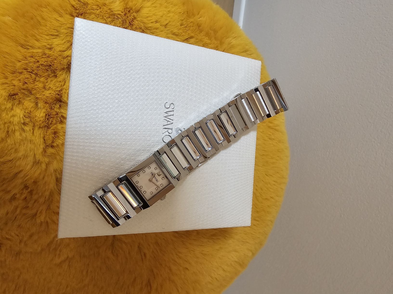 Swarovski Armbänder & -reifen: Swarovski Armbanduhr – Neu und originalverpackt aus Hünenberg von kri_ywr8 2
