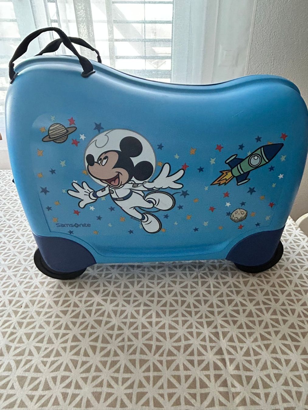 Samsonite Valigie: Samsonite Dream2Go Disney Mickey Ride-On Kinderkoffer – Usato da Dübendorf venduto da sek_9xgf 1