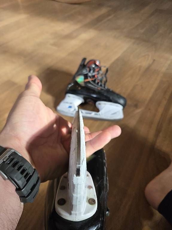 Pattini da ghiaccio: Schlittschuhe True – Usato da Fajauna venduto da Andy0 1