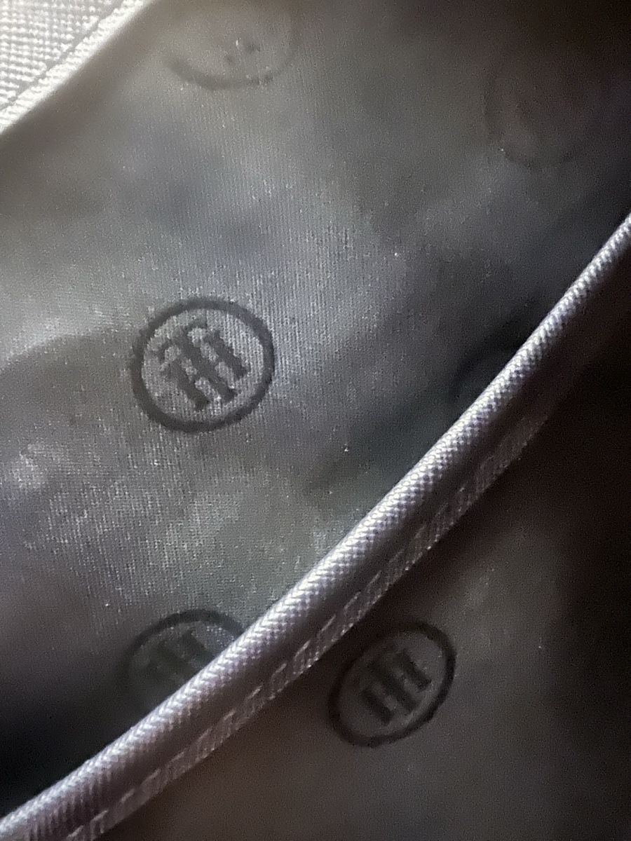 Tommy Hilfiger Borse da donna: Handtasche Tommy Hilfiger – Nuovo (secondo la descrizione) da Wädenswil venduto da GNT 6