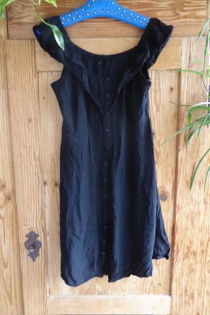 Schwarzes Sommer Kleid Gr M /L Chicoree mit Knopf Reihe