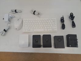 Raspberry Pi Set Konvolut mit Zubehör und Gehäusen 