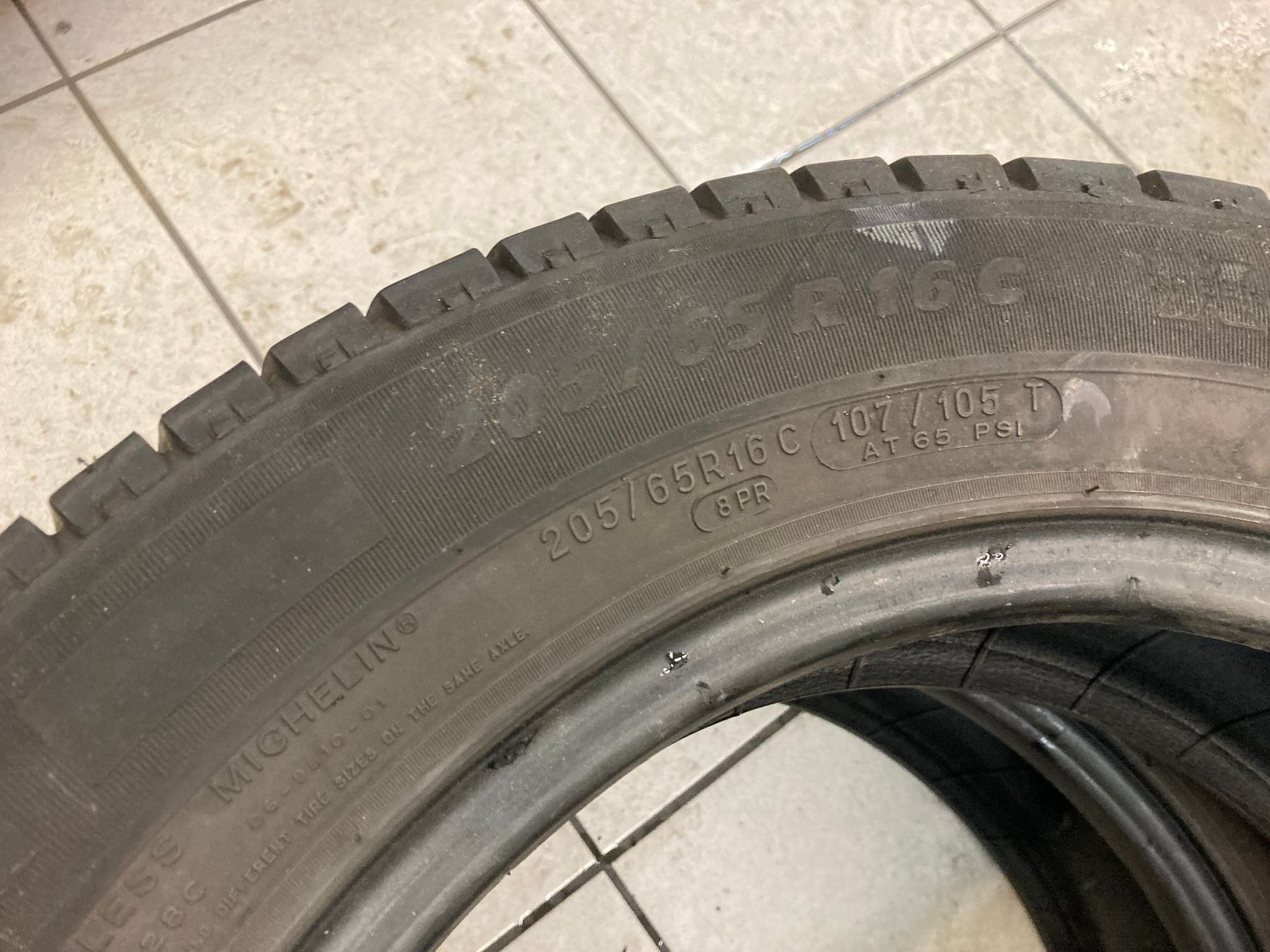 Michelin Pneumatici & Ruote complete: 205/65R16 C Sommerpneu – Usato da Cham venduto da WB2223 4