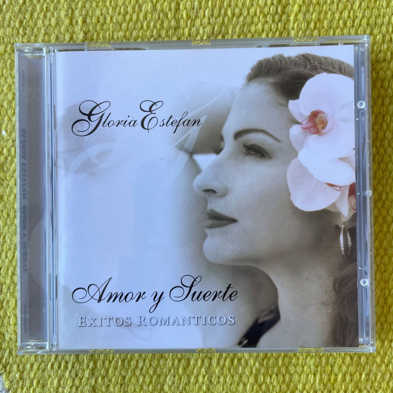 CD: GLORIA ESTEFAN-AMOR Y SUERTE – Usato da Rorschacherberg venduto da CD-Roli