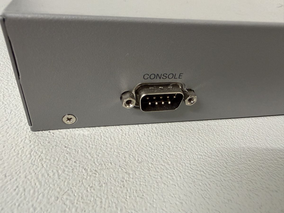 Cisco Hub & Switch: Cisco Seitch SG300-52 – Usato da Steffisburg venduto da Tim_36 4