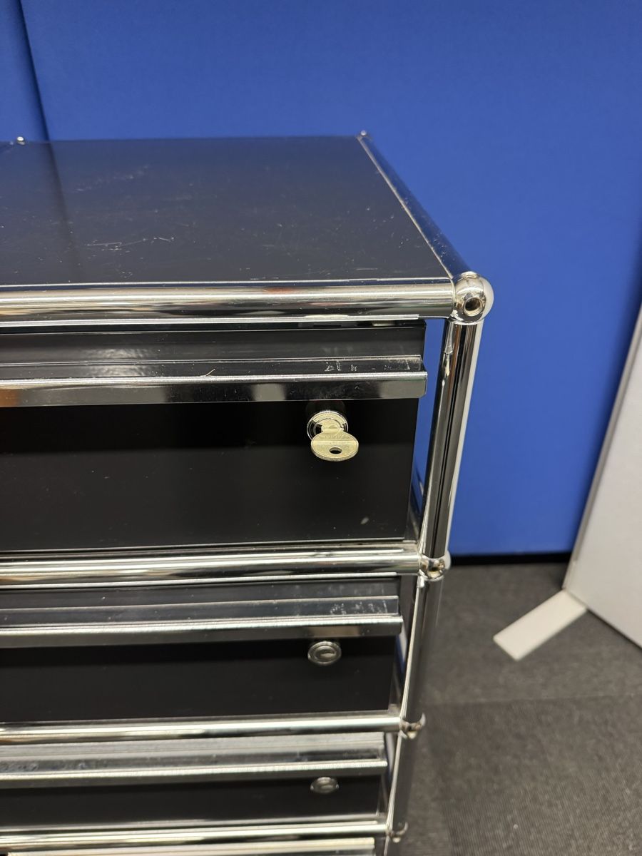 USM Banconi: USM Haller Rollcontainer/Kommode, Schwarz – Usato da Bern venduto da samryan 3