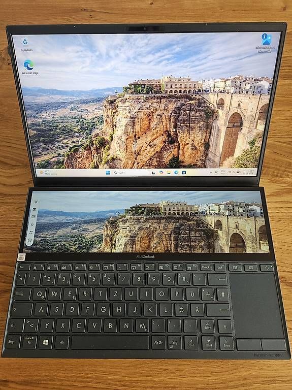 Asus Notebooks: Asus Zenbook Dual Screen – Gebraucht aus Worb von MisterSunshine