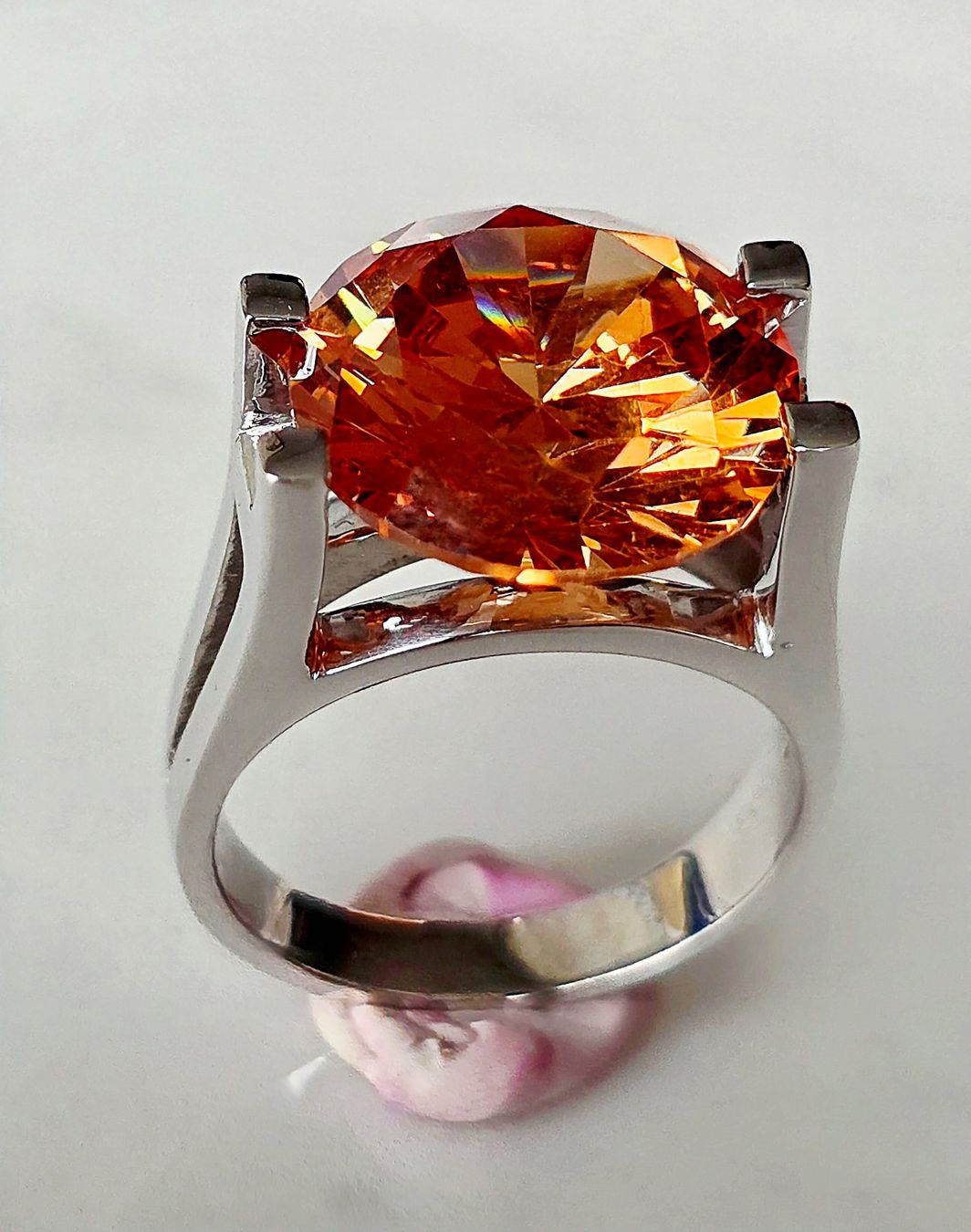 Anelli: Solitäir Ring mit gelbem Edelstein – Nuovo (secondo la descrizione) da Zürich venduto da Benedikt21 5
