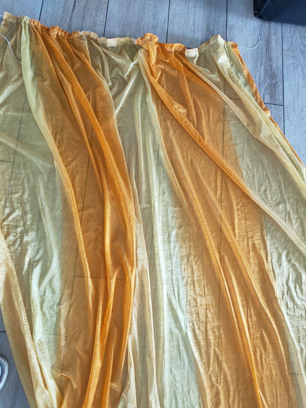 Tende: Vorhang, transparent, gelb / orange – Usato da Gipf-Oberfrick venduto da minini 1