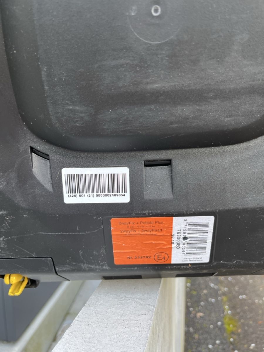 Fixations: Isofix – D'occasion à Wädenswil par ursweiss75 1