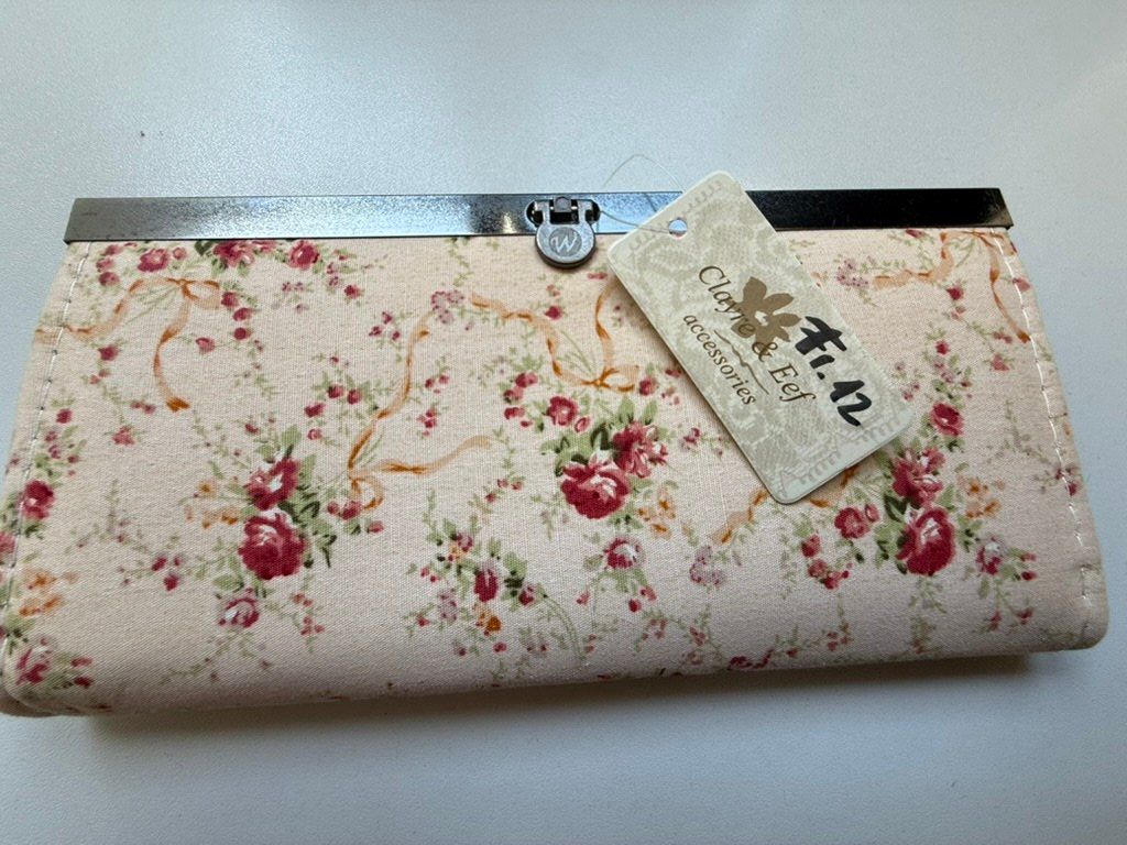 Portemonnaie: Neuware Portomonnaie 19 x 10 cm – Neu (gemäss Beschreibung) aus Kirchdorf AG von coco123
