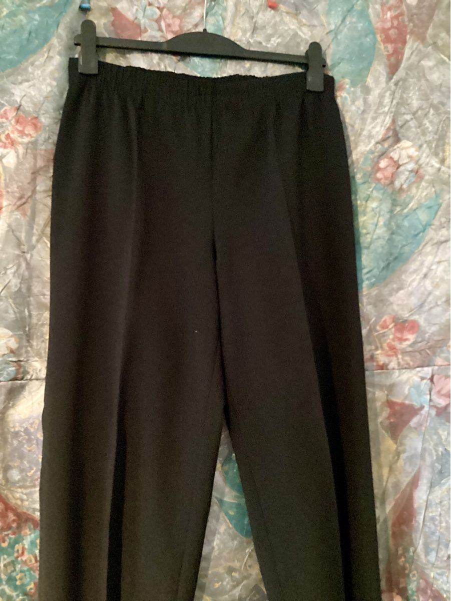 Pantaloni: Hose Gr. 44 - 46 – Usato da Bellinzona venduto da LuganoBoutique 2