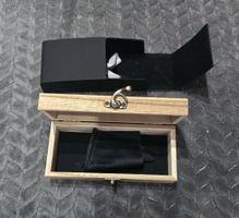 2 Brillenetui und Tuch neu