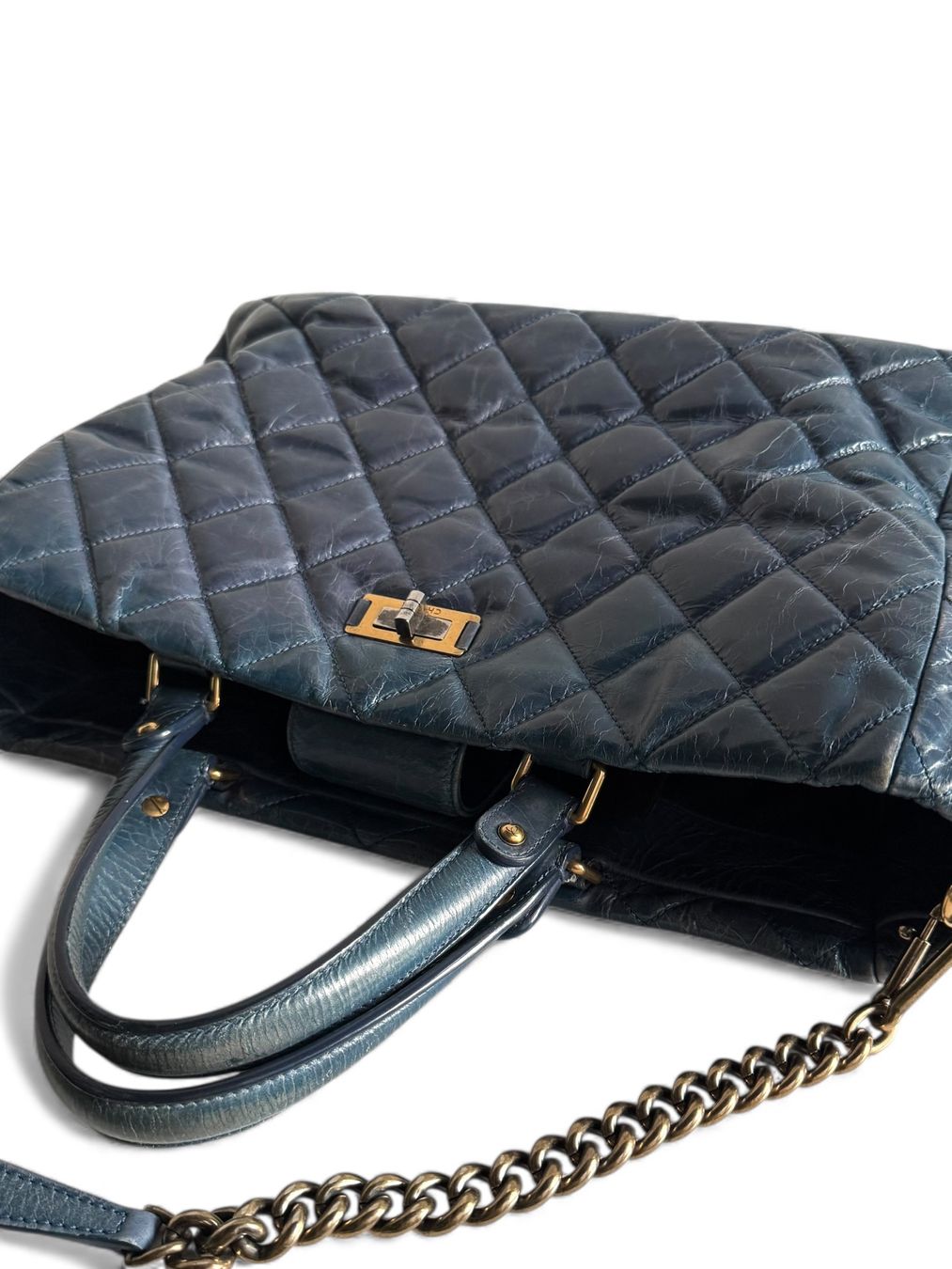 Chanel Taschen für Damen: CHANEL 2.55 Reissue Glazed Tote Tasche – Gebraucht aus Kriens von hannaandkiko 7