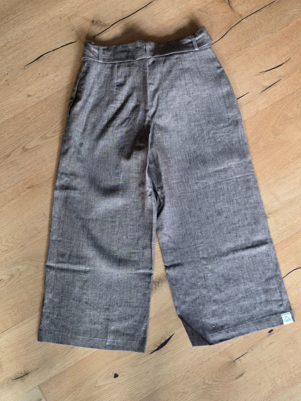 Pantaloni: Neue Culotte Hose Gr. M Leinen mit Bindegürtel – Nuovo (secondo la descrizione) da Zürich venduto da tsu_76bc 6