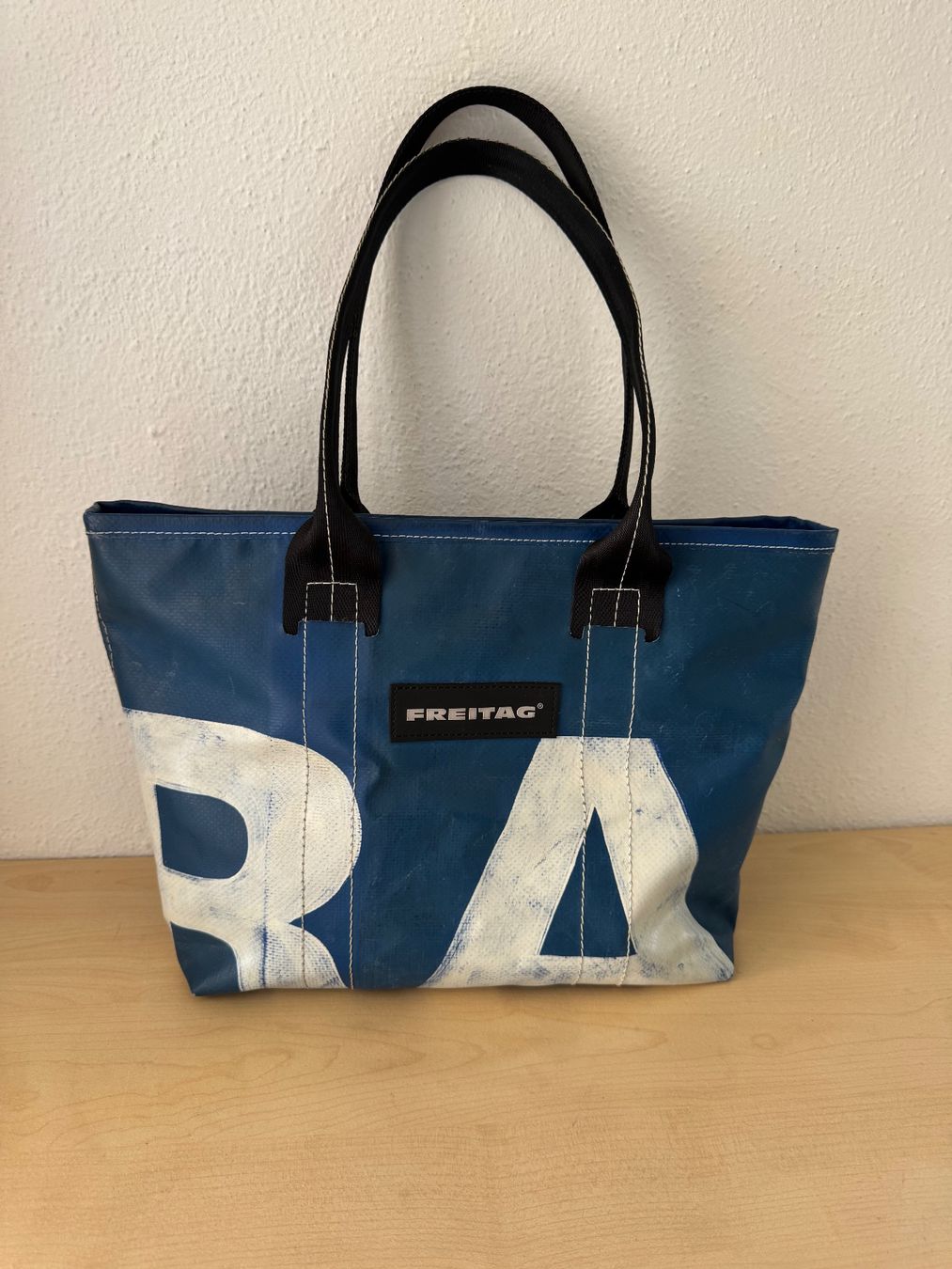 Freitag Borse da donna: Freitag Tasche F72 DONNA – Usato da Frauenfeld venduto da dilili