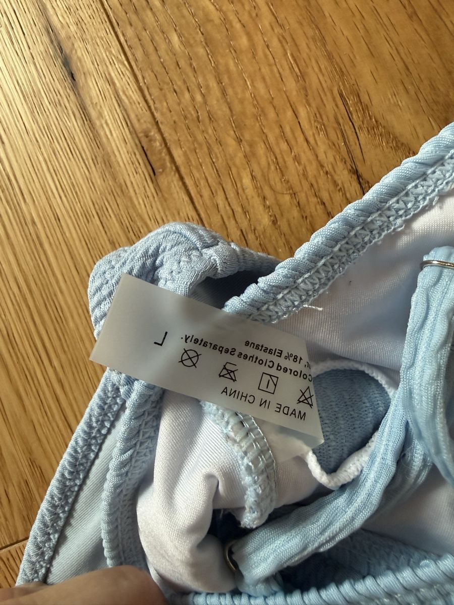 Badekleider & Bikinis: Bikini hellblau Grösse L/M – Gebraucht aus Hüttwilen von sar_8gj7 2