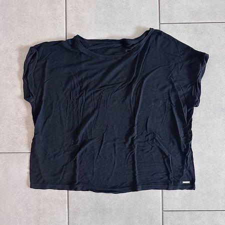 aim'n Black Roll Sleeve Top, S