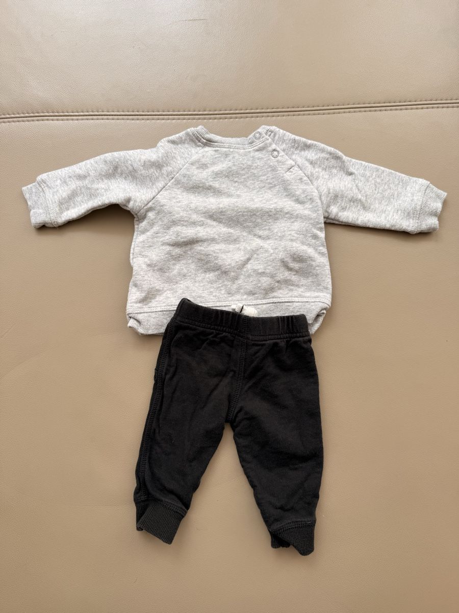C&A Ensembles coordonnés: Baby Outfit Disney Mickey Mouse Pullover Pants 3 Months – D'occasion à Diessenhofen par mar_8cyl 1