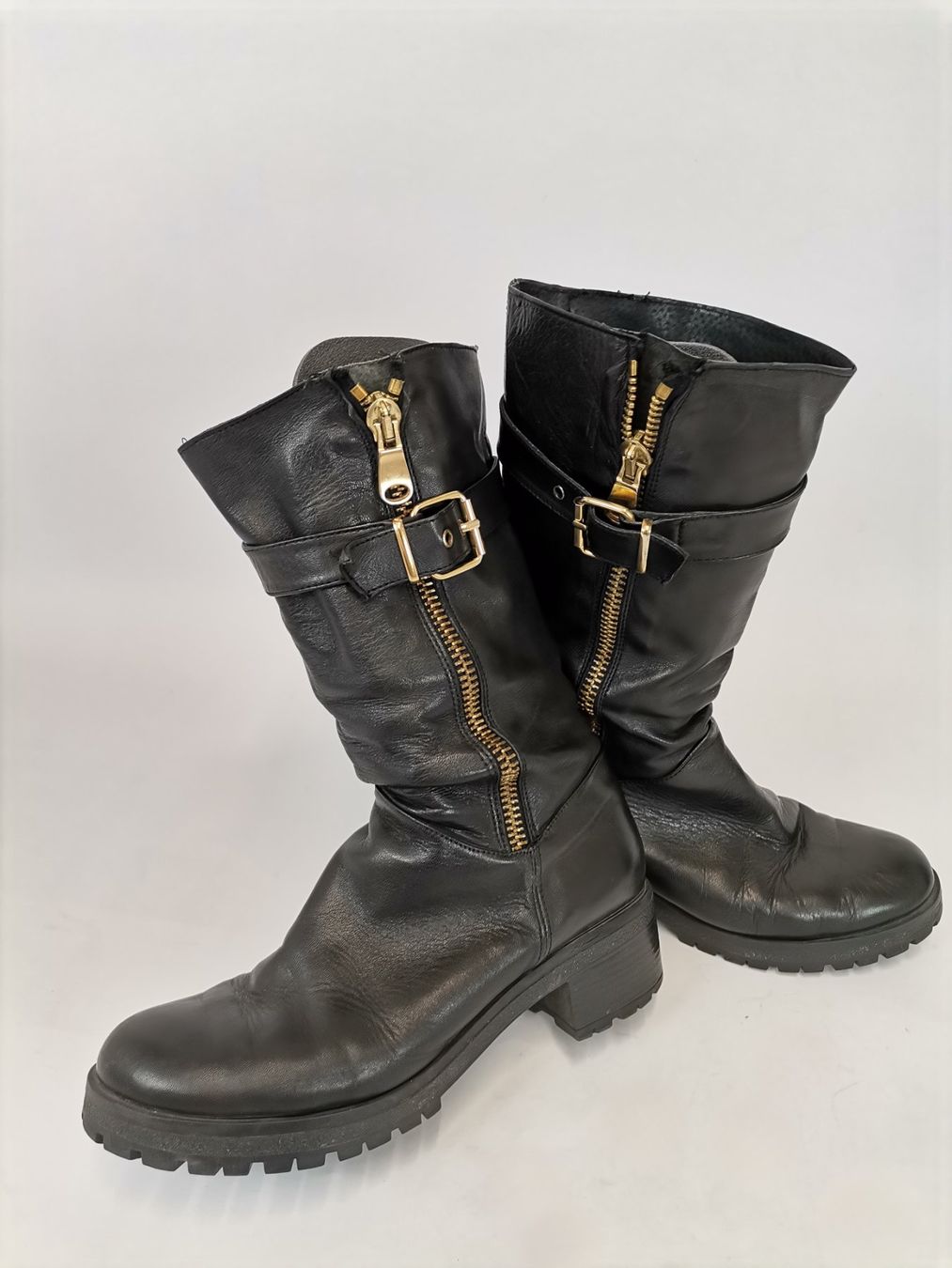 Scarpe da donna: PASITO Stiefel schwarz  Gr. 38 – Usato da Schaffhausen venduto da Restwert_SH 3