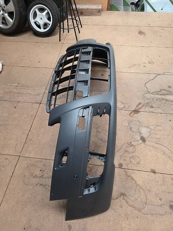 Audi Alle Autoersatzteile: Pare chocs avant Audi a6 – Gebraucht aus Collombey von pascal260985 2