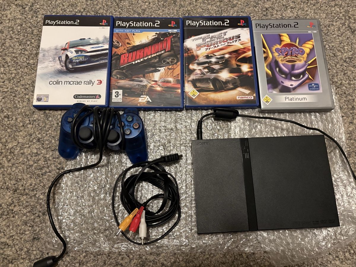 Sony Konsolen: PS2 slim SET TOP – Gebraucht aus Herzogenbuchsee von warrior77