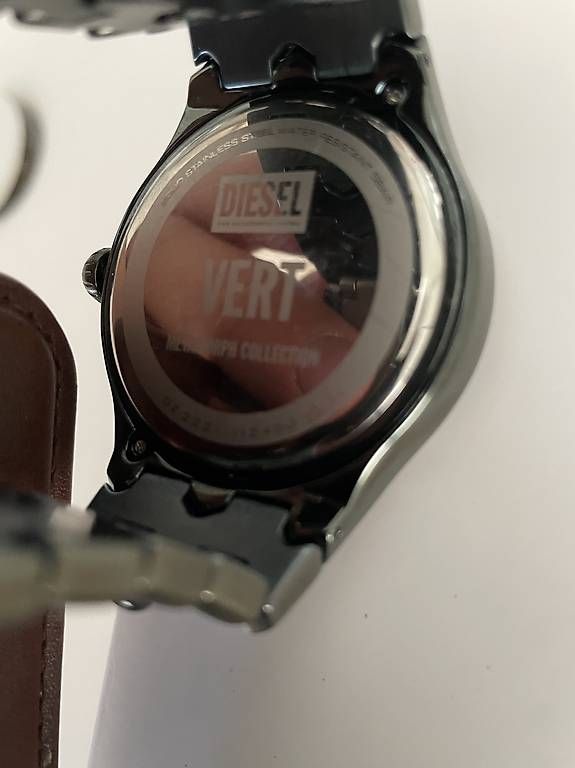 Uhren: Diesel Uhr – Gebraucht aus Olten von 2Southpaw8 1