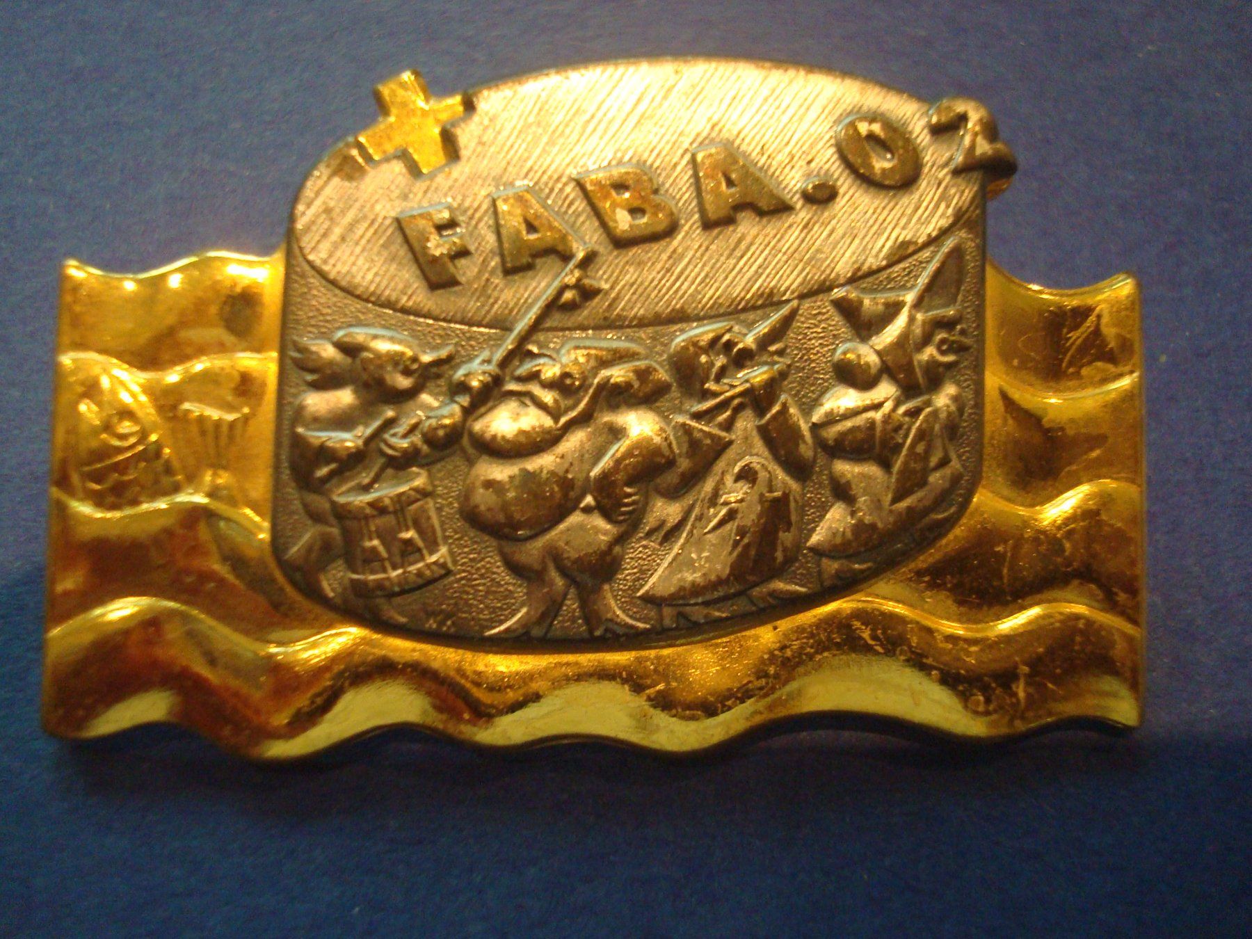 Placchette & Badge: Plakette Basel Gold 2002 – Usato da Riehen venduto da Baerewaegli