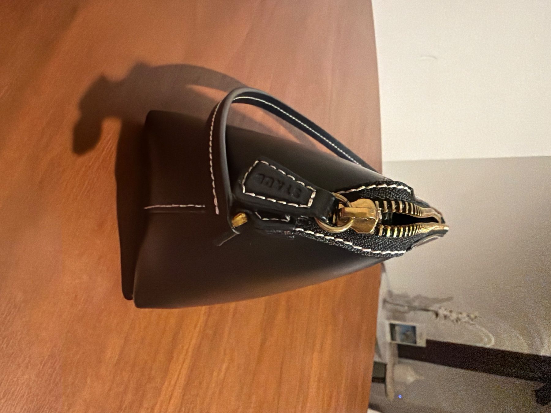 Borse da donna: Sac staud – Nuovo (secondo la descrizione) da Neuchâtel venduto da tamd 3
