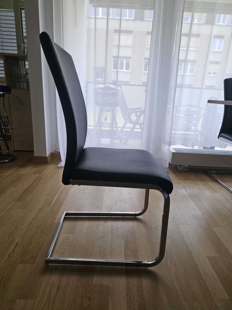 Conforama Set di tavolo e panche: Esstisch mit 6 Stühlen – Usato da St.Gallen venduto da Mansi7 5