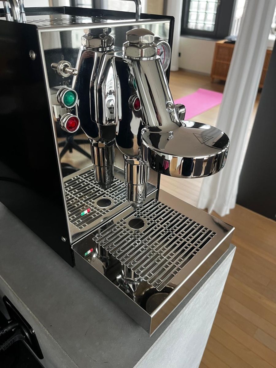 Quick Mill Macchine per caffè & Macchine per espresso: Carola Evo E61 + Grinder - coffee machine – Usato da Zürich venduto da max_kn9q 4
