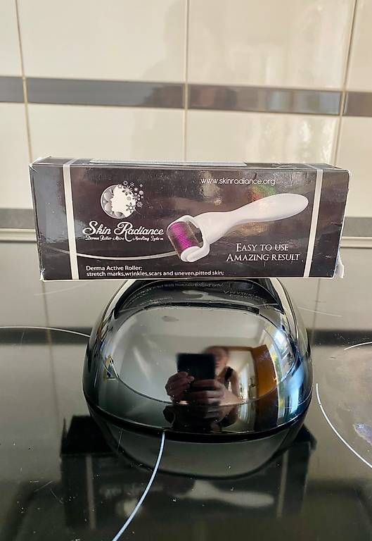 Gesichtspflege: Kosmetik - Roller neu – Neu und originalverpackt aus Lugano von dir_5287