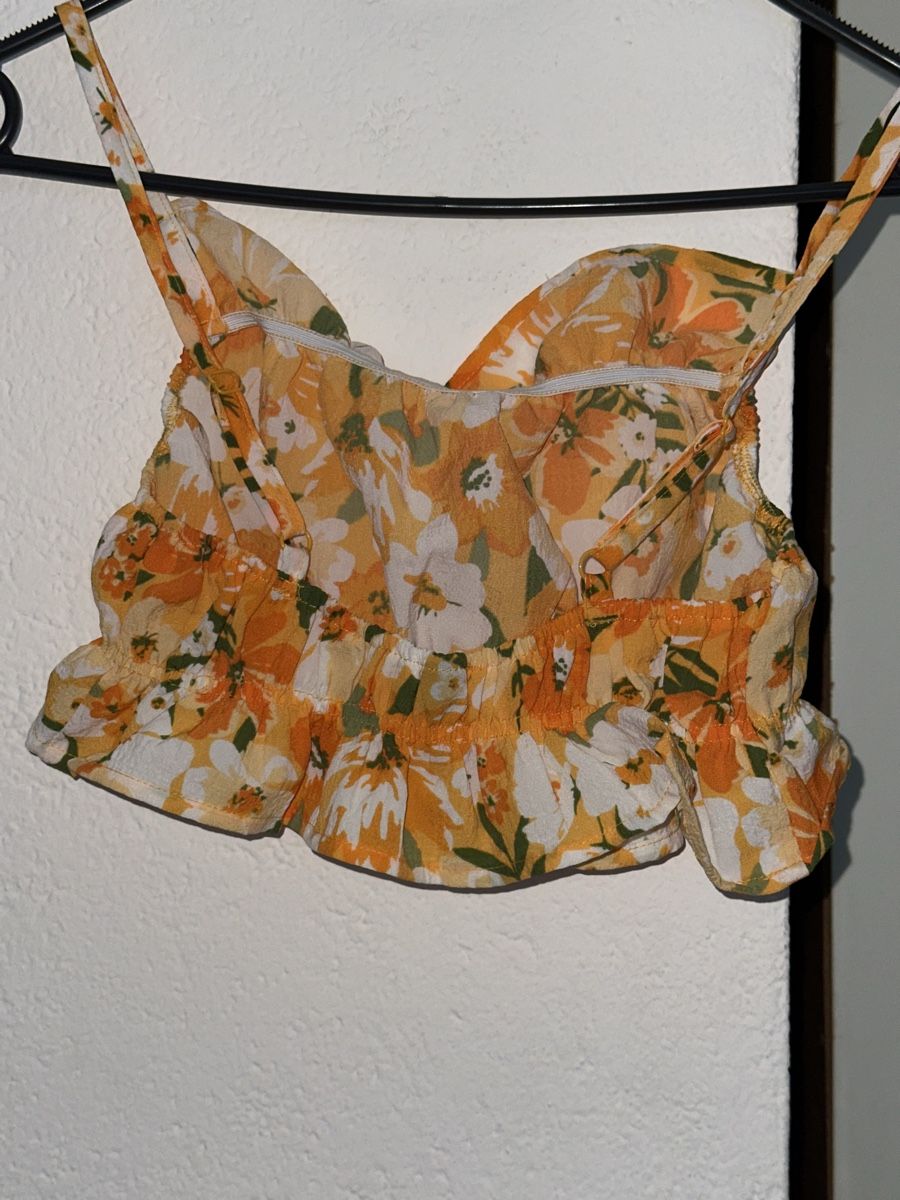 H&M Camicette, T-shirt & Top: Sommer Crop Top gelb mit Blumenmuster – Nuovo (secondo la descrizione) da Davos Platz venduto da Tat.iana 2