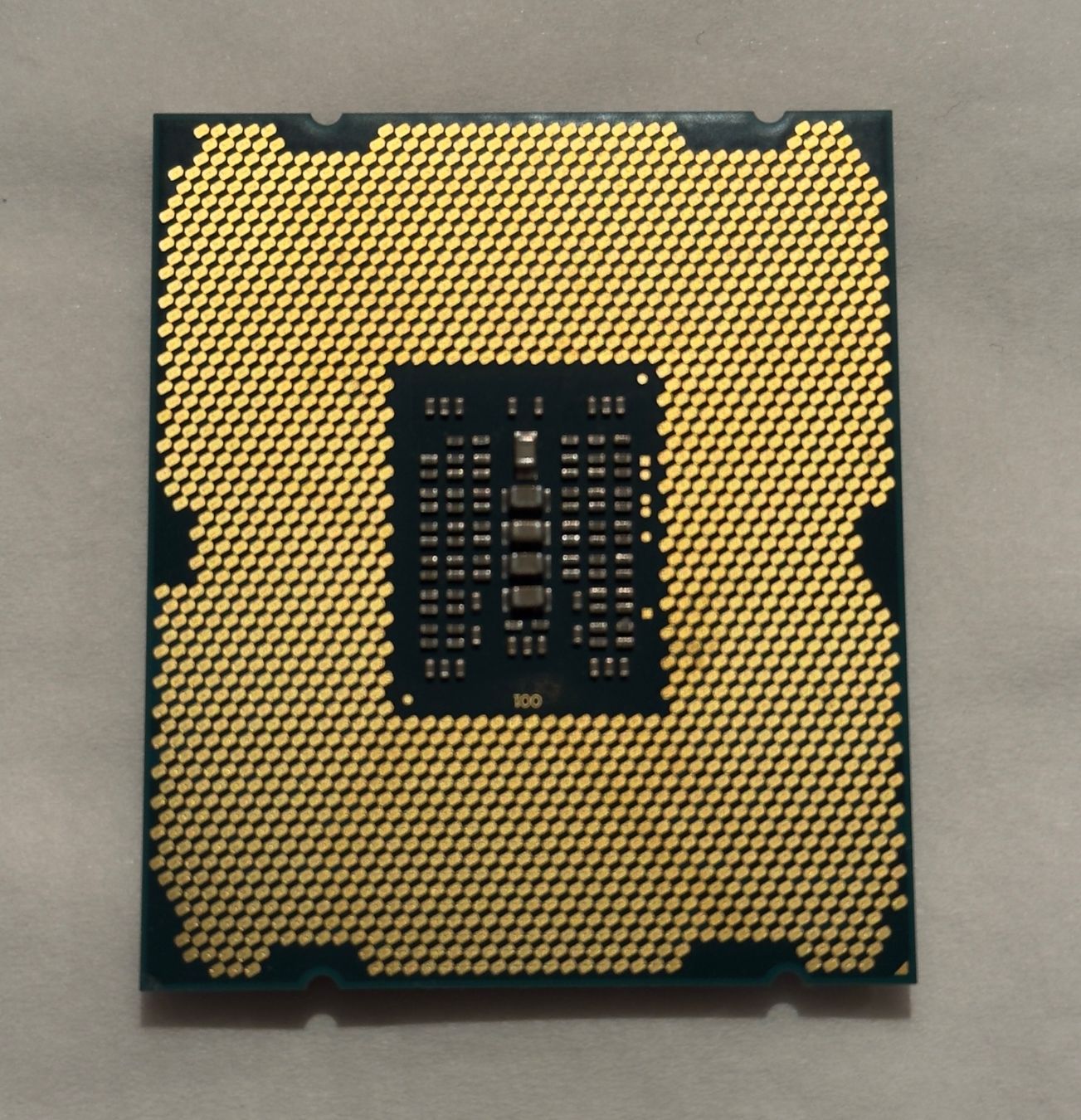 Intel Componenti elettronici: Intel Xeon E5-1620 v2, SR1AR, 4 cores – Usato da Zürich venduto da vla_msb2 1