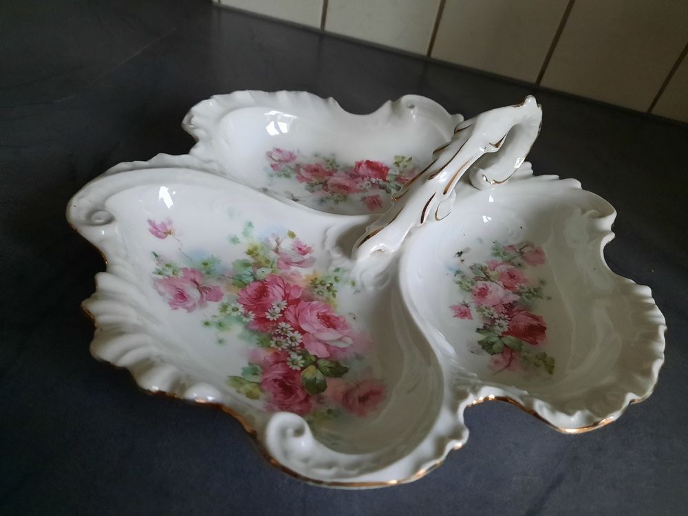 Ancienne Assiette En Porcelaine – Décor Perroquets, Cerclage Argent – État Correct