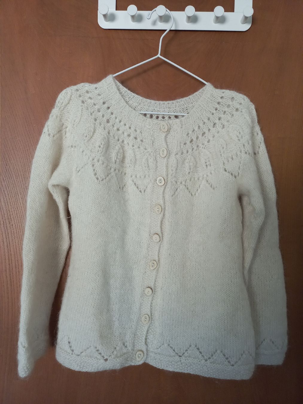 Giacche: Strickjacke Wollpullover Island Pullover Norweger Damen Gr M – Nuovo (secondo la descrizione) da Basel venduto da Shena02