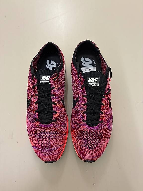 Nike Scarpe da uomo: Nie getragene Nikes / Grösse 42 – Nuovo (secondo la descrizione) da Kloten venduto da Boki_1987 1