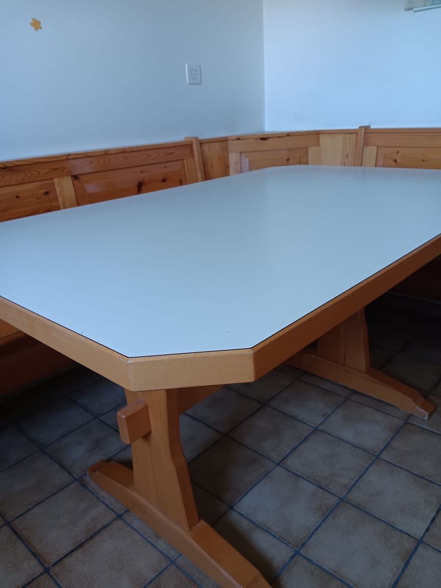 Tische: Ecktisch aus Holz – Gebraucht aus Obernau von Bekka. 1
