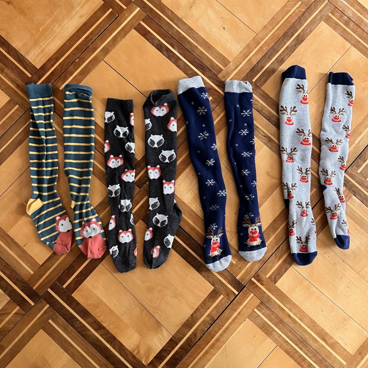 Socken für Kinder: Winterssocken Grösse 35 bis 38, 4 Paar – Gebraucht aus St. Gallen von el_Muro